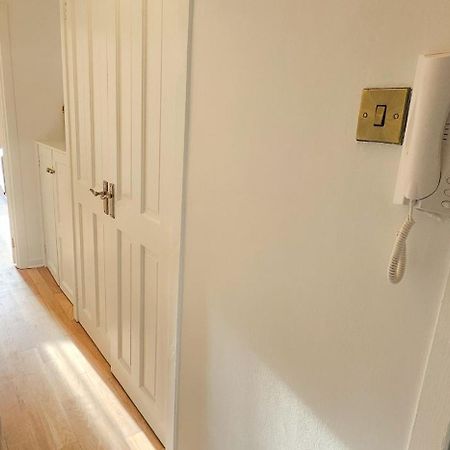 Royal Mile - Bright 2 Bedroom Apartment Εδιμβούργο Εξωτερικό φωτογραφία