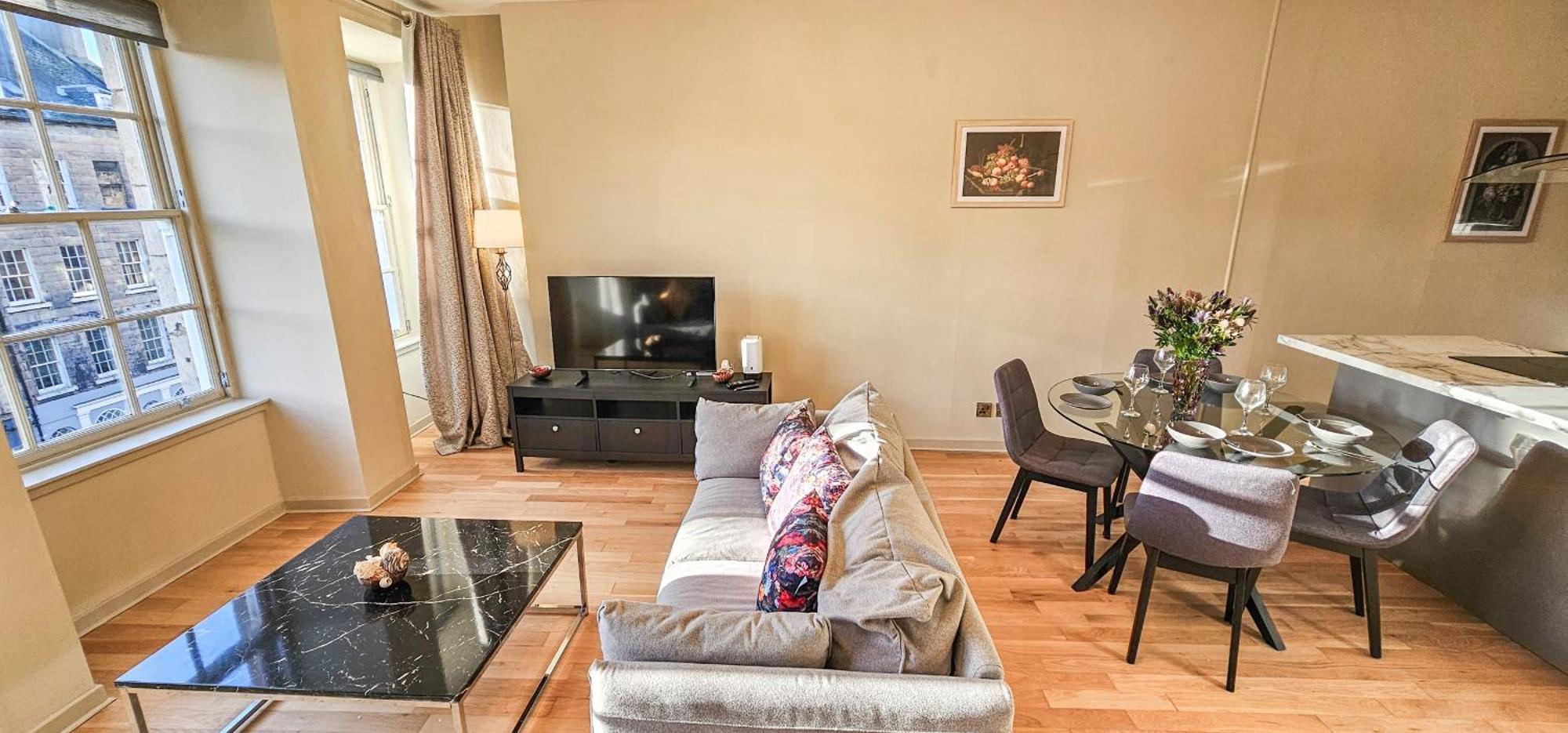 Royal Mile - Bright 2 Bedroom Apartment Εδιμβούργο Εξωτερικό φωτογραφία