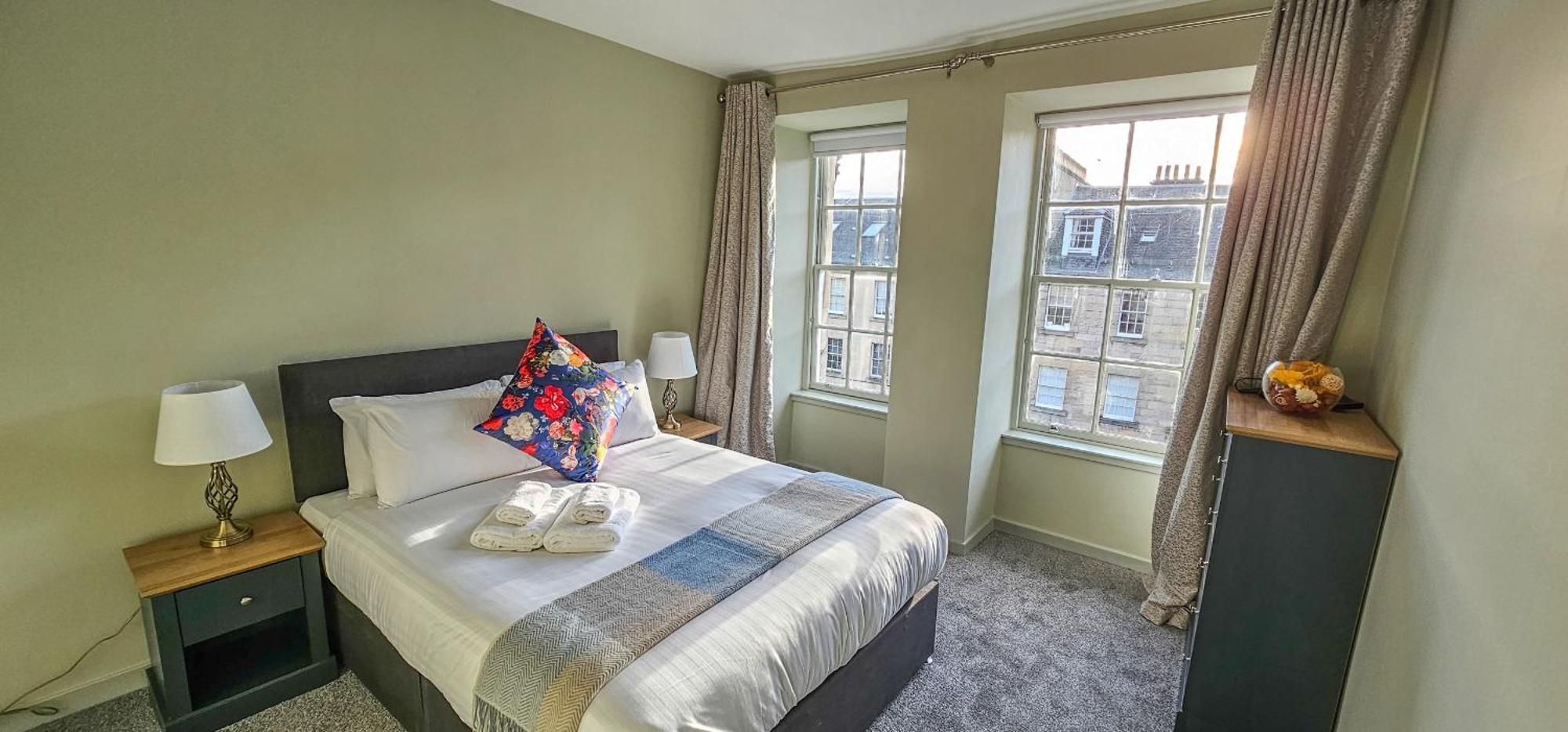 Royal Mile - Bright 2 Bedroom Apartment Εδιμβούργο Εξωτερικό φωτογραφία